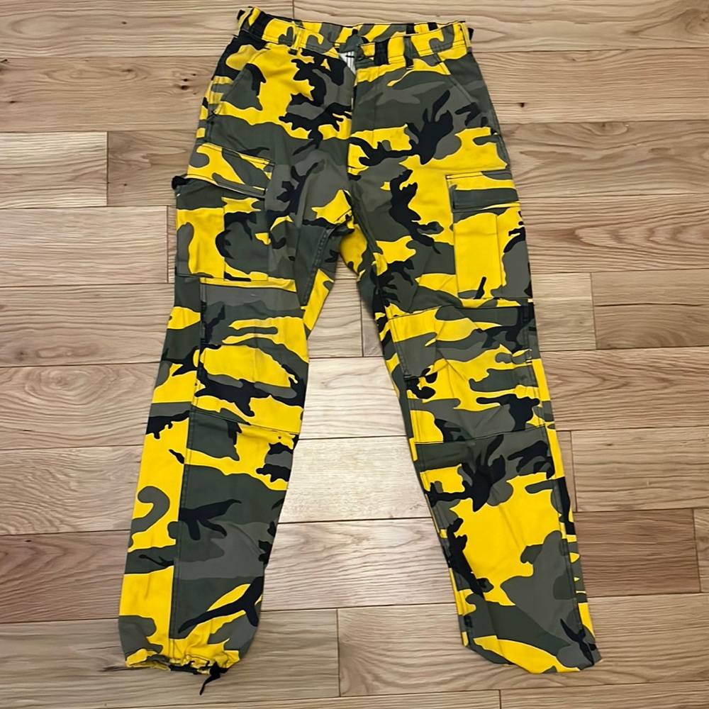 Roth co yellow camp pants